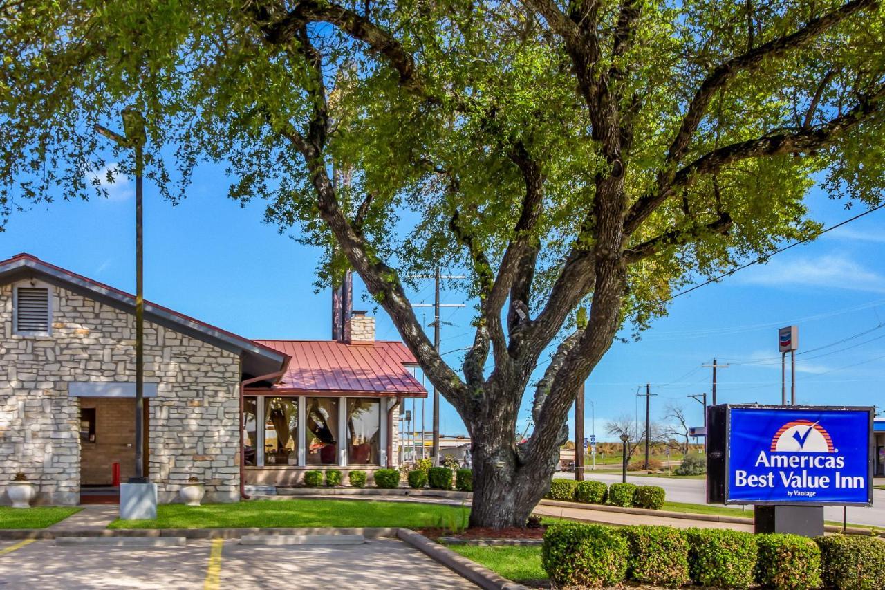 Americas Best Value Inn Columbus Extérieur photo