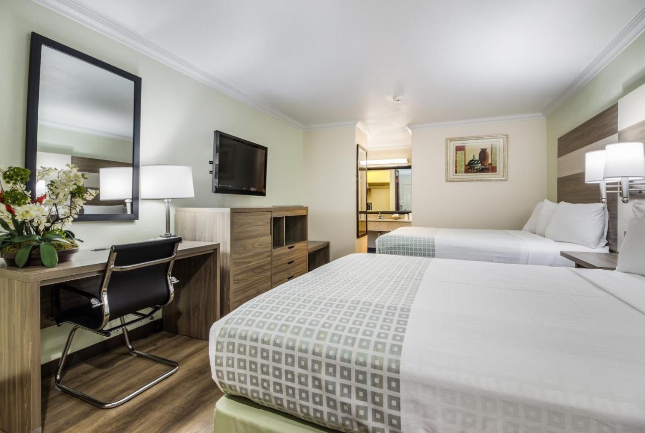 Americas Best Value Inn Columbus Extérieur photo