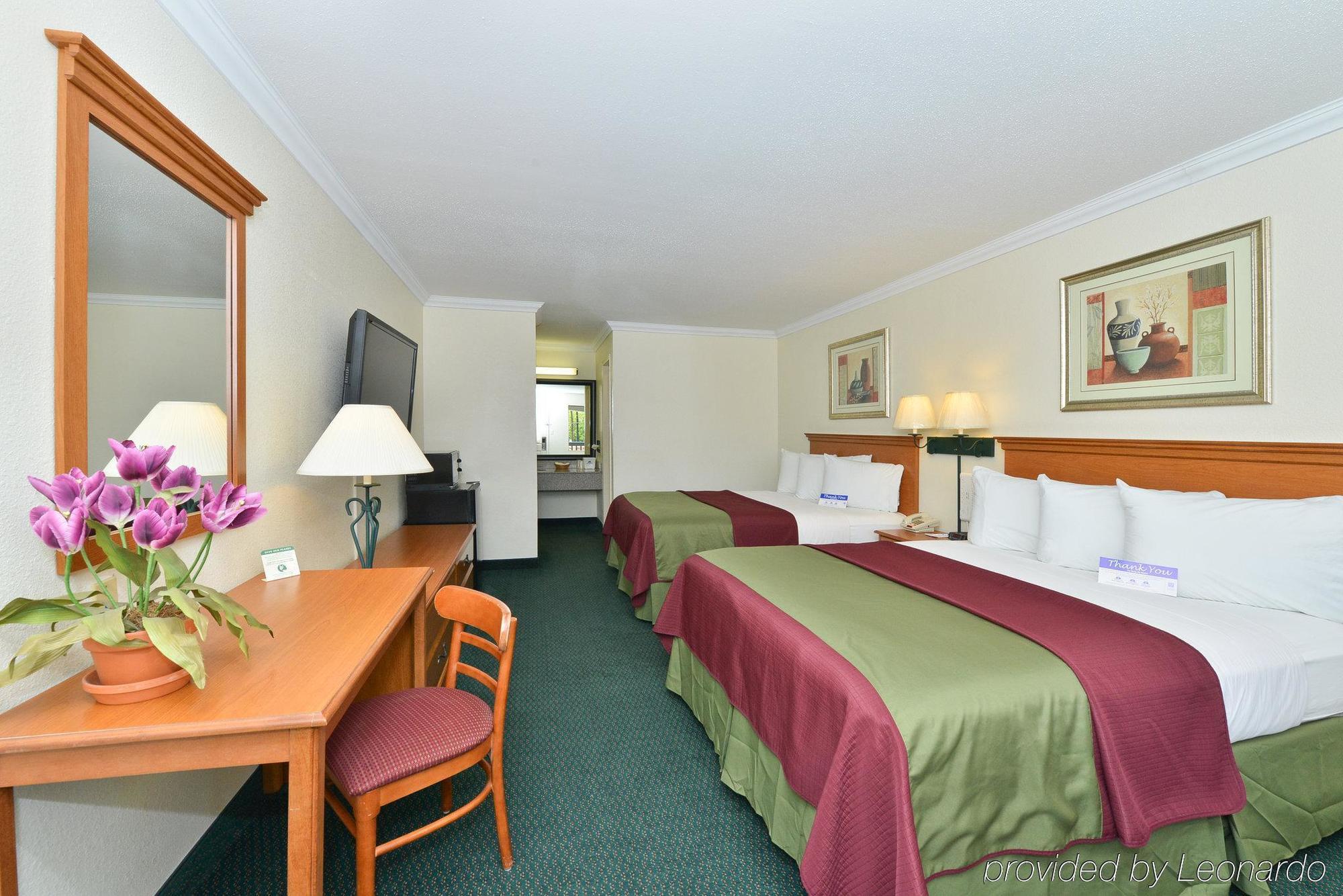 Americas Best Value Inn Columbus Extérieur photo